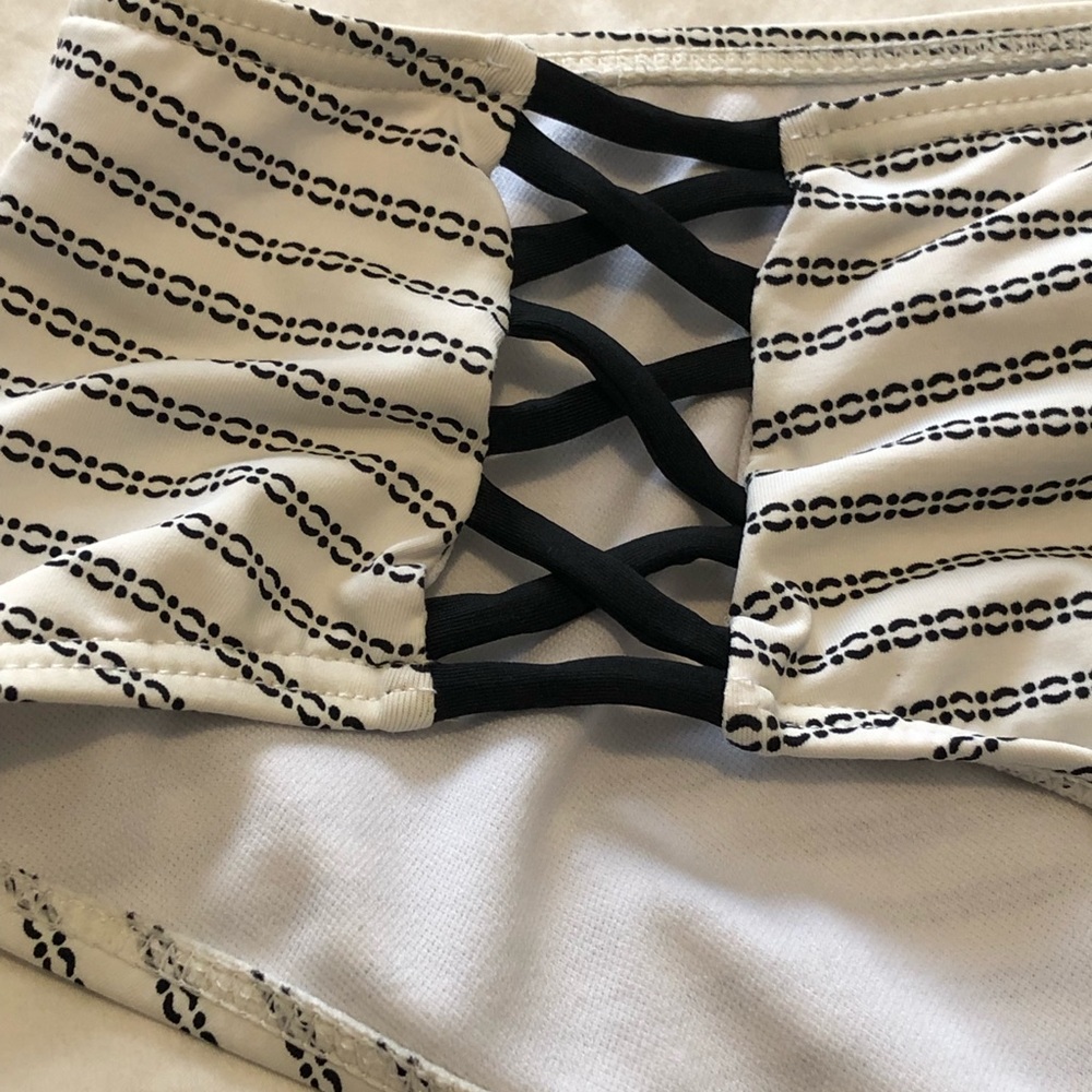 FREE WITH PURCHASE White/Black Striped Bottoms (S) - Picture 2 of 8
